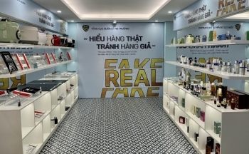 Tổng cục Quản lý thị trường tổ chức trưng bày nhận diện hàng thật - hàng giả