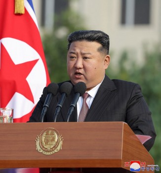 Người đứng đầu Triều Tiên Kim Jong Un cảnh báo về chiến tranh hạt nhân
