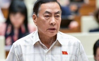 Đầu tư có trọng tâm, trọng điểm, xây dựng ngành hóa chất hiện đại