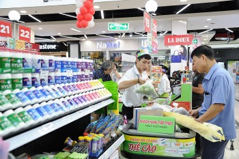 Thủ tướng chỉ đạo bình ổn thị trường, tiếp tục đẩy mạnh phát triển thị trường trong nước