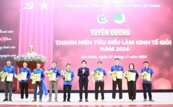 Lai Châu: Tổ chức diễn đàn và tặng Bằng khen cho 10 thanh niên khởi nghiệp xuất sắc