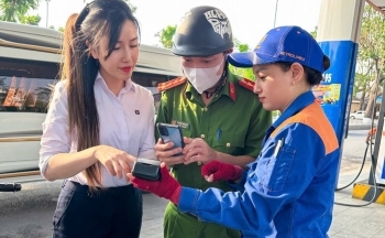 Petrolimex Hải Phòng đón đầu xu hướng thanh toán không dùng tiền mặt