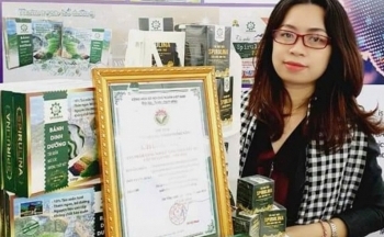 Trồng tảo xoắn Spirulina, cô gái Đà Nẵng thu về tiền tỷ mỗi năm