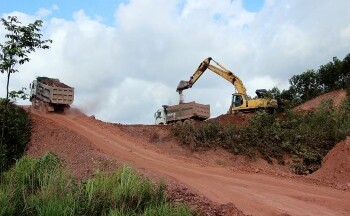 Quảng Ninh tháo gỡ khó khăn về vật liệu san lấp