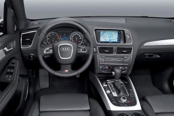 Audi Việt Nam triệu hồi 316 xe Audi Q5 vì lỗi túi khí trên vô lăng