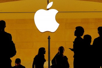 Bị nhân viên buộc tội về hạn chế quyền tự do, Apple phản ứng ra sao?