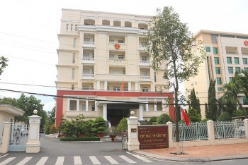 Cần Thơ: Công ty Xuất nhập khẩu Đông Tiến bị cưỡng chế thuế bằng biện pháp trích tiền từ tài khoản