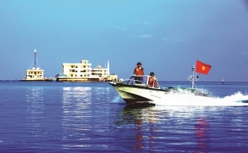 Dự báo thời tiết biển hôm nay 5/12/2024: Quần đảo Trường Sa có mưa rào và dông rải rác