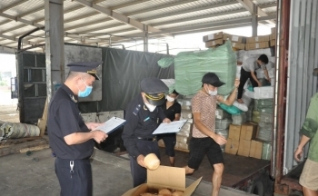 Quảng Ninh: Tăng cường đấu tranh chống buôn lậu, gian lận thương mại dịp cuối năm tại Móng Cái