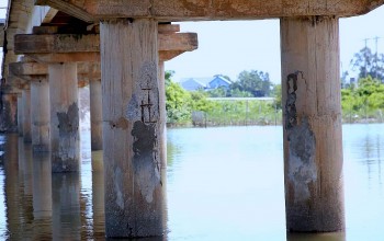 Quảng Bình đề xuất cấm xe 4 bánh đi qua cầu Sông Thai do xuống cấp nghiêm trọng