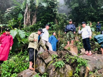 Quảng Nam: Nam Trà My xin công bố tình huống khẩn cấp làng lở đá do động đất