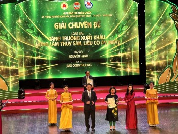 Báo Công Thương đoạt giải Chuyên đề báo chí toàn quốc viết về tam nông
