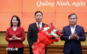 Nhân sự 10/12: Chủ tịch Agribank giữ chức Chủ tịch UBND Quảng Ninh; nhiều tỉnh ủy thực hiện công tác cán bộ
