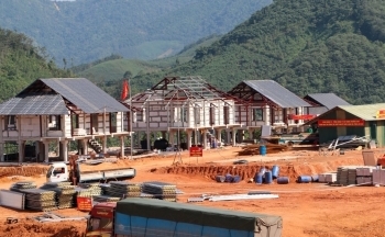 Lào Cai họp bàn công tác chuẩn bị khánh thành 3 dự án tái thiết khu dân cư