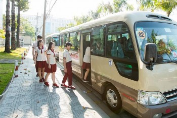 Xe ô tô kinh doanh chuyên chở trẻ mầm non, học sinh, phải sơn màu vàng đậm kể từ ngày 1/1/2025