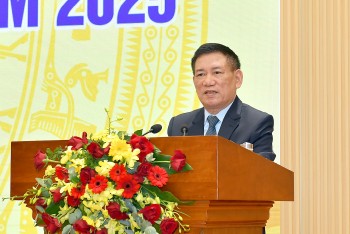 Phó Thủ tướng: Ngành ngân hàng triển khai hỗ trợ vốn cho doanh nghiệp trên tinh thần ‘cả hai cùng thắng’
