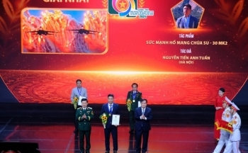 Tôn vinh '80 năm Quân đội Anh hùng': Những khoảnh khắc vàng qua ống kính nghệ sĩ