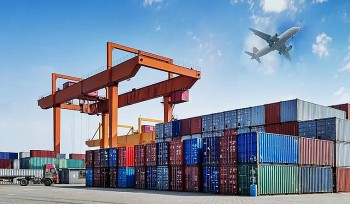 Nhập khẩu hàng hóa từ thị trường Trung Quốc tăng hơn 30%