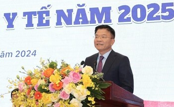 Phó Thủ tướng yêu cầu ngành y tế dứt điểm việc chậm cấp đăng ký lưu hành thuốc