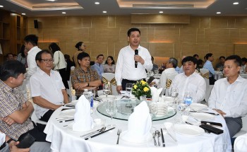 Bộ trưởng Nguyễn Hồng Diên gặp mặt lãnh đạo các cơ quan báo chí phía Nam