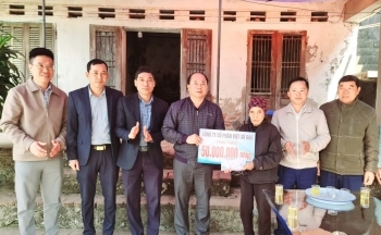 Công ty Cổ phần Việt Xô Gas xây nhà cho hộ nghèo