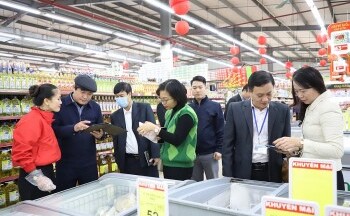 Siết kiểm tra an toàn thực phẩm dịp Tết Nguyên đán