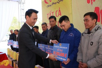 Ấm áp nghĩa tình Tết thợ mỏ