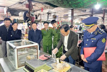 Hà Tĩnh: Xử lý nghiêm hàng giả, hàng nhập lậu dịp Tết
