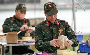 Cận cảnh trận địa pháo hoa chờ khai hỏa đêm giao thừa