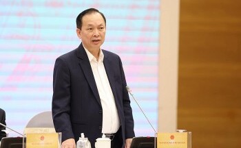 Ngân hàng 'hút' tiền nhàn rỗi trong dân cho mục tiêu tăng trưởng 8%
