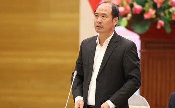 Doanh nghiệp tăng phúc lợi, thưởng tiền 'giữ chân' người lao động
