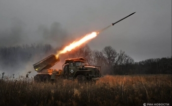 Chiến sự Nga-Ukraine: Kiev bị yêu cầu hoàn trả viện trợ