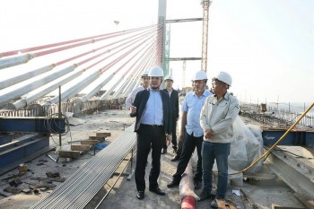 Thành phố Huế: Năm 2025 phấn đấu tăng trưởng hai con số