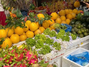 Sôi động thị trường đồ cúng Rằm tháng Giêng