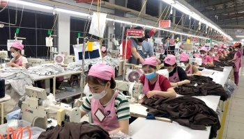 Khu vực dịch vụ hút lao động mạnh nhất quý I/2025