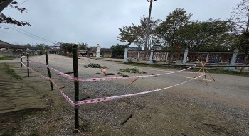 Xuất hiện ‘hố tử thần’ trên huyện lộ ở Hà Tĩnh