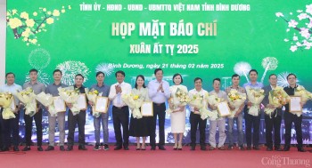 Báo chí đóng góp lớn vào sự phát triển của Bình Dương