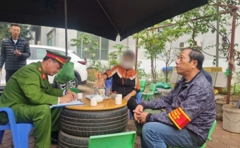 Chủ tịch Hà Nội yêu cầu làm rõ trách nhiệm loạt bãi xe không phép tại Cầu Giấy