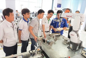 Hiến kế nâng cao chất lượng lao động tại TP. Hồ Chí Minh