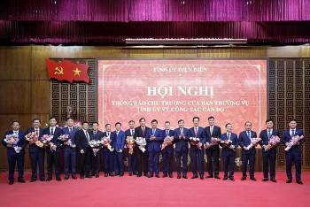 Tin nhân sự 25/2: Công tác cán bộ hai tỉnh Tây Bắc; bầu hai Phó Chủ tịch tỉnh Nghệ An