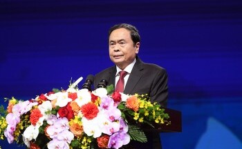 Chủ tịch Quốc hội: Chăm sóc sức khỏe nhân dân là ưu tiên chiến lược
