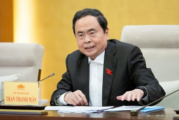 Khẩn trương nghiên cứu sửa đổi một số điều của Hiến pháp về tổ chức bộ máy