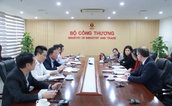 Thứ trưởng Nguyễn Hoàng Long làm việc với Cơ quan năng lượng quốc tế