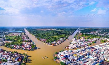 Vì sao các đô thị miền Tây thường cách nhau 60km?