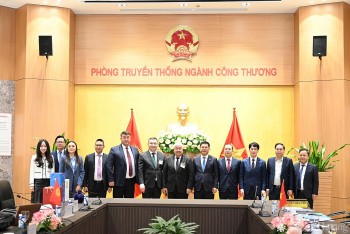 Bộ trưởng Nguyễn Hồng Diên đề nghị sớm lập Ủy ban Liên Chính phủ Việt Nam - Kyrgyzstan