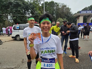 Cán bộ EVN giành giải Nhất chạy hưởng ứng Giờ Trái đất