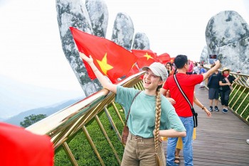 Miễn thị thực cho công dân 12 nước: Du lịch thêm sức bật
