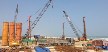 Cảng Mỹ Thuỷ: Đẩy nhanh tiến độ thu hút nhà đầu tư