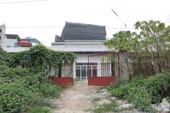 Xót xa chợ dân sinh tiền tỷ bỏ hoang giữa Hà Nội