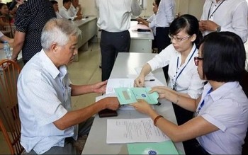 Cách tính hưởng chính sách nghỉ hưu sớm đối với công chức